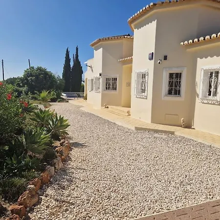 Vivenda Sabrina * Armação de Pêra